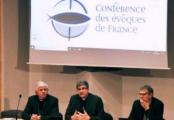HĐGM Pháp kêu gọi chính phủ cho mở lại các thánh lễ từ ngày 11.05.2020