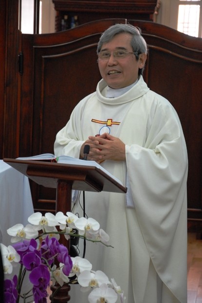 Cha Luois Nguyễn Anh Tuấn chia sẻ Lời Chúa