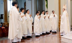Thánh lễ Truyền chức Linh mục tại nhà thờ Đức Bà Sài Gòn