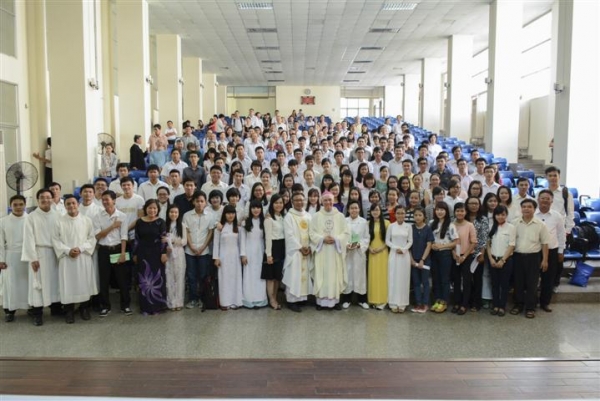 Saigon Pastoral Institute Staff