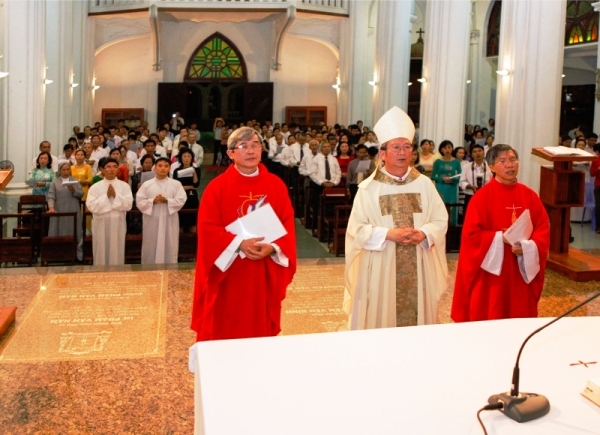 Học viện Mục vụ: Thánh lễ khai giảng NK 2014 - 2015