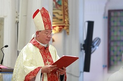 Đức cha Giuse Vũ Văn Thiên chính thức nhận sứ vụ Tổng Giám mục tại TGP Hà Nội