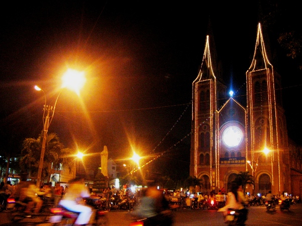 Nhà thờ Đức Bà Sài Gòn - 2006