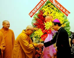 Ban trị sự Giáo hội Phật giáo Việt Nam chúc mừng Giáng sinh