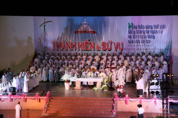 Ngày Đời sống Thánh Hiến 2015