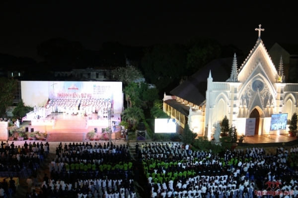 Ngày Đời sống Thánh Hiến 2015