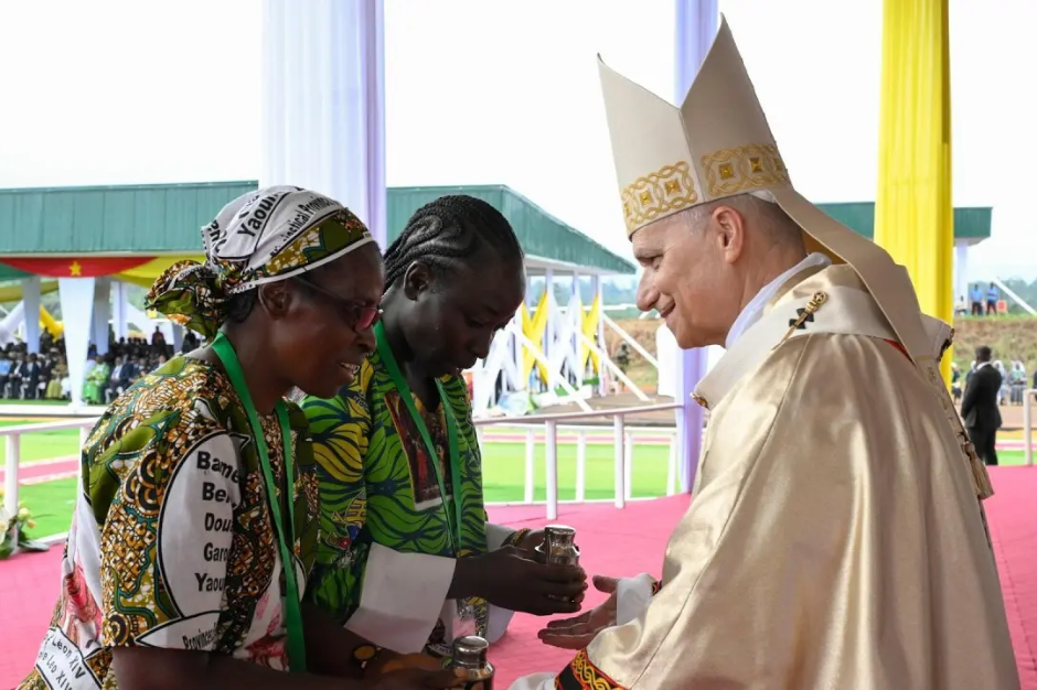 [Tông du Camerun] Đức Thánh Cha chủ sự Thánh lễ tại sân bay Bamenda