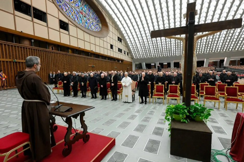 Giáo triều Rôma - Bài giảng thứ nhất của mùa Vọng: Thời gian tin tưởng mong đợi ơn cứu độ