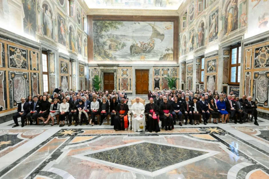Đức Thánh Cha: Tiến bộ công nghệ không bao giờ chỉ đơn thuần là kỹ thuật