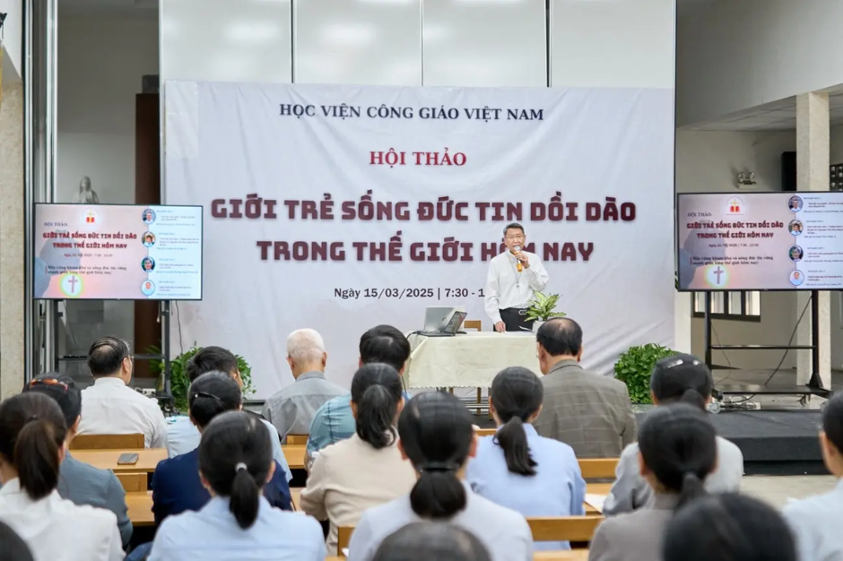 Hội thảo: