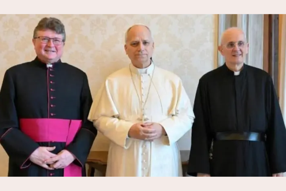 Đức Giáo hoàng tiếp kiến đại diện Liên đoàn các nhà trừ tà thế giới